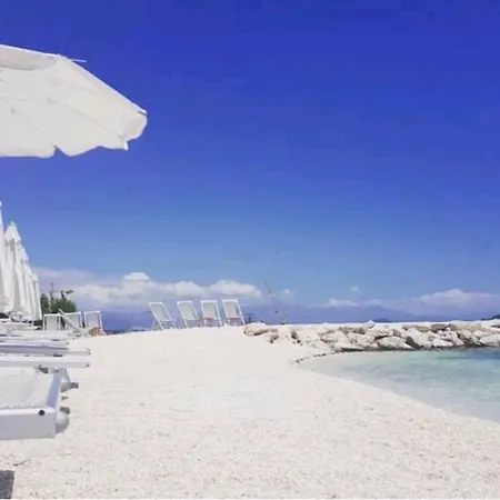 Magnolia 4* Luxury In Town Center * トロギール