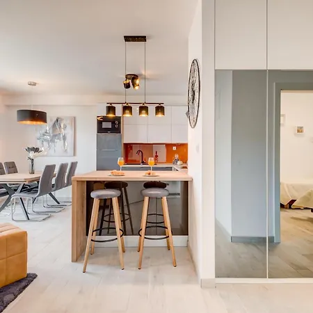 Magnolia 4* Luxury In Town Center * トロギール