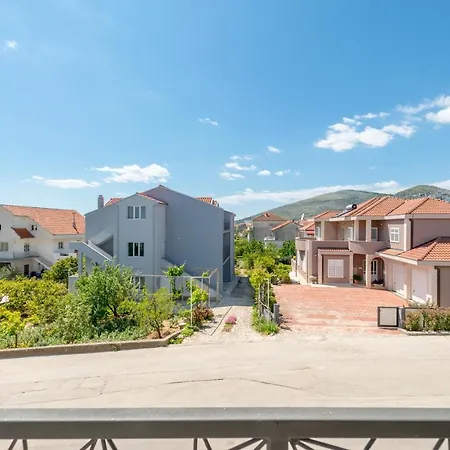 Magnolia 4* Luxury In Town Center * トロギール